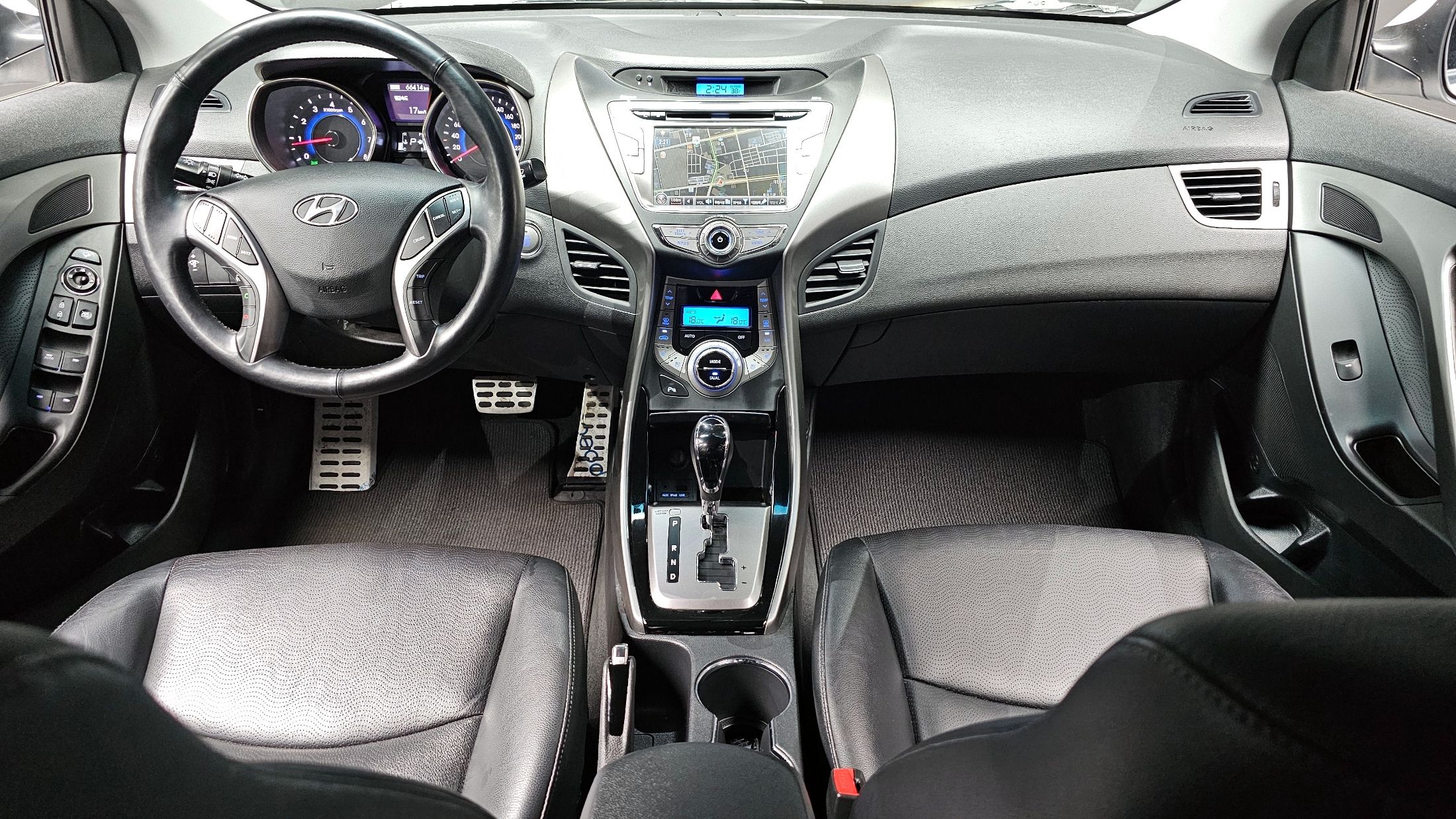 HYUNDAI AVANTE MD 2012