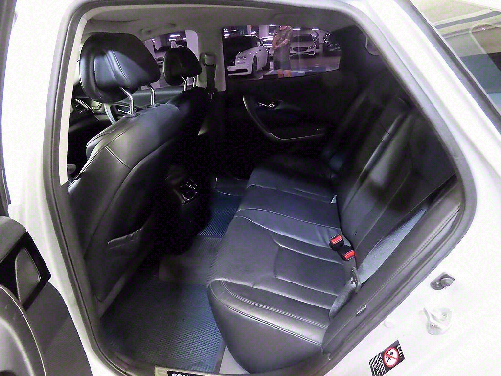 HYUNDAI GRANDEUR HG 2011