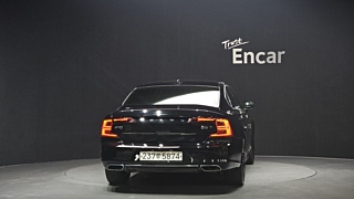 VOLVO S90 2019