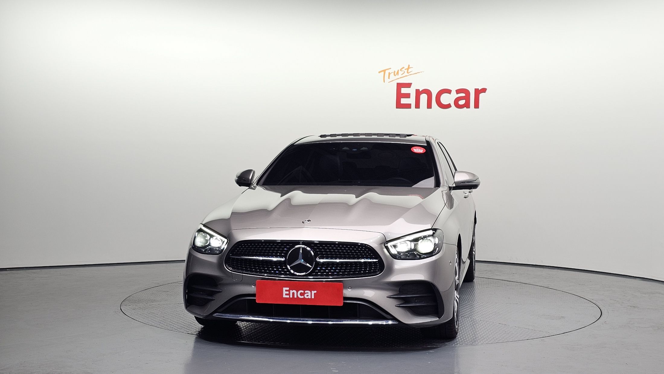 MERCEDES BENZ E-CLASS W213 2021