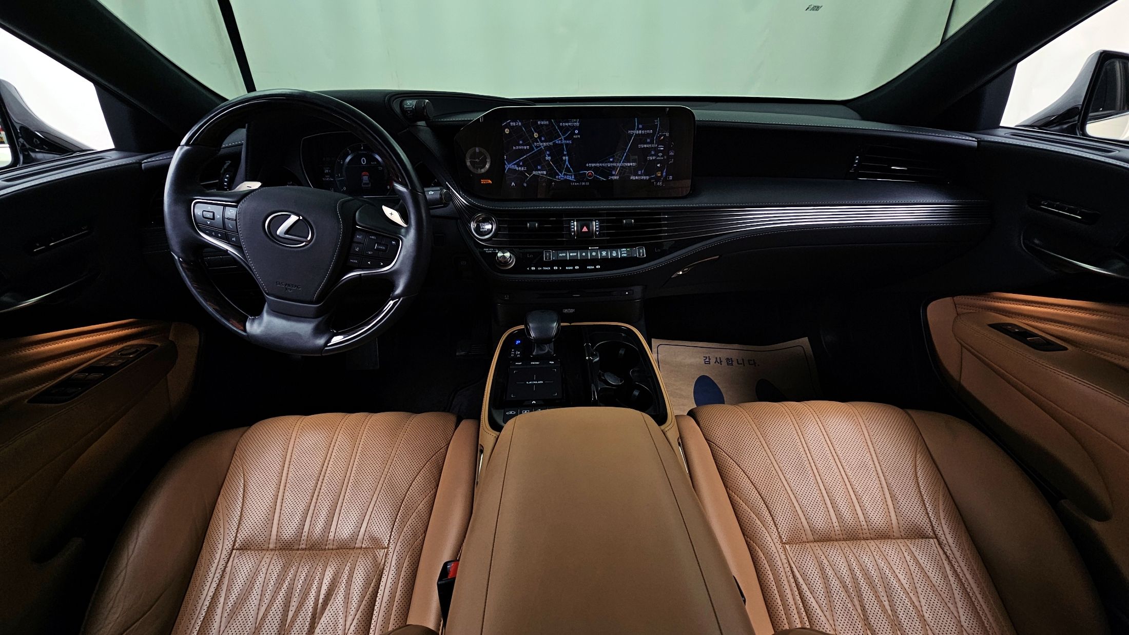 LEXUS LS500 2022