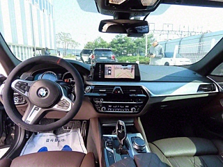 BMW 5-SERIES G30 2018