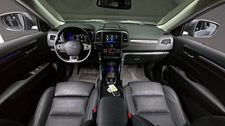 SAMSUNG QM6 2019