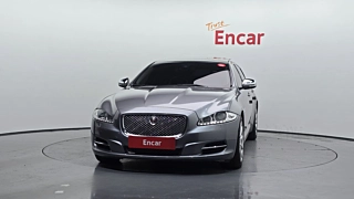 JAGUAR XJ 2015