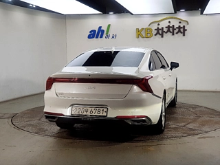 KIA K8 2023