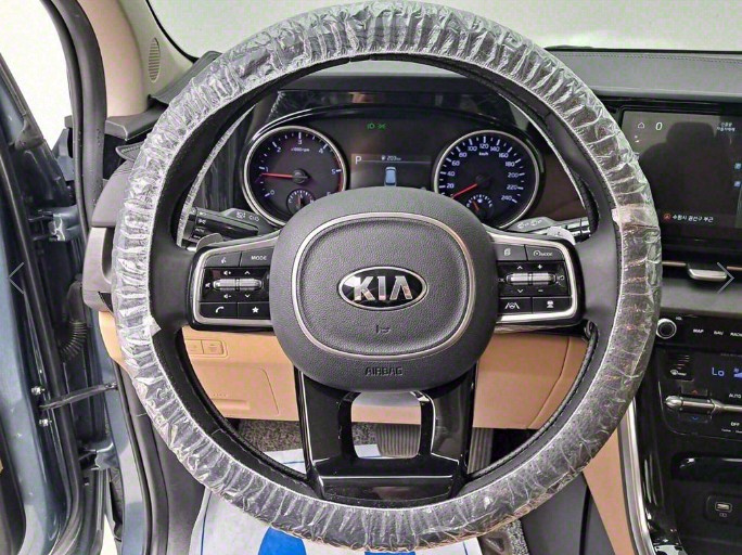 KIA CARNIVAL 2021