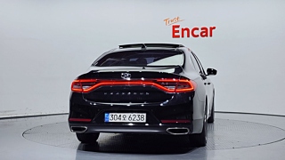 HYUNDAI GRANDEUR IG 2017