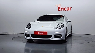 PORSCHE PANAMERA 2016