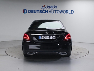 MERCEDES BENZ C-CLASS W205 2019