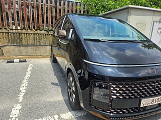 HYUNDAI STARIA 2025