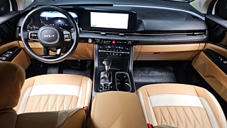 KIA CARNIVAL 2023