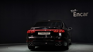 AUDI A8 D5 2019