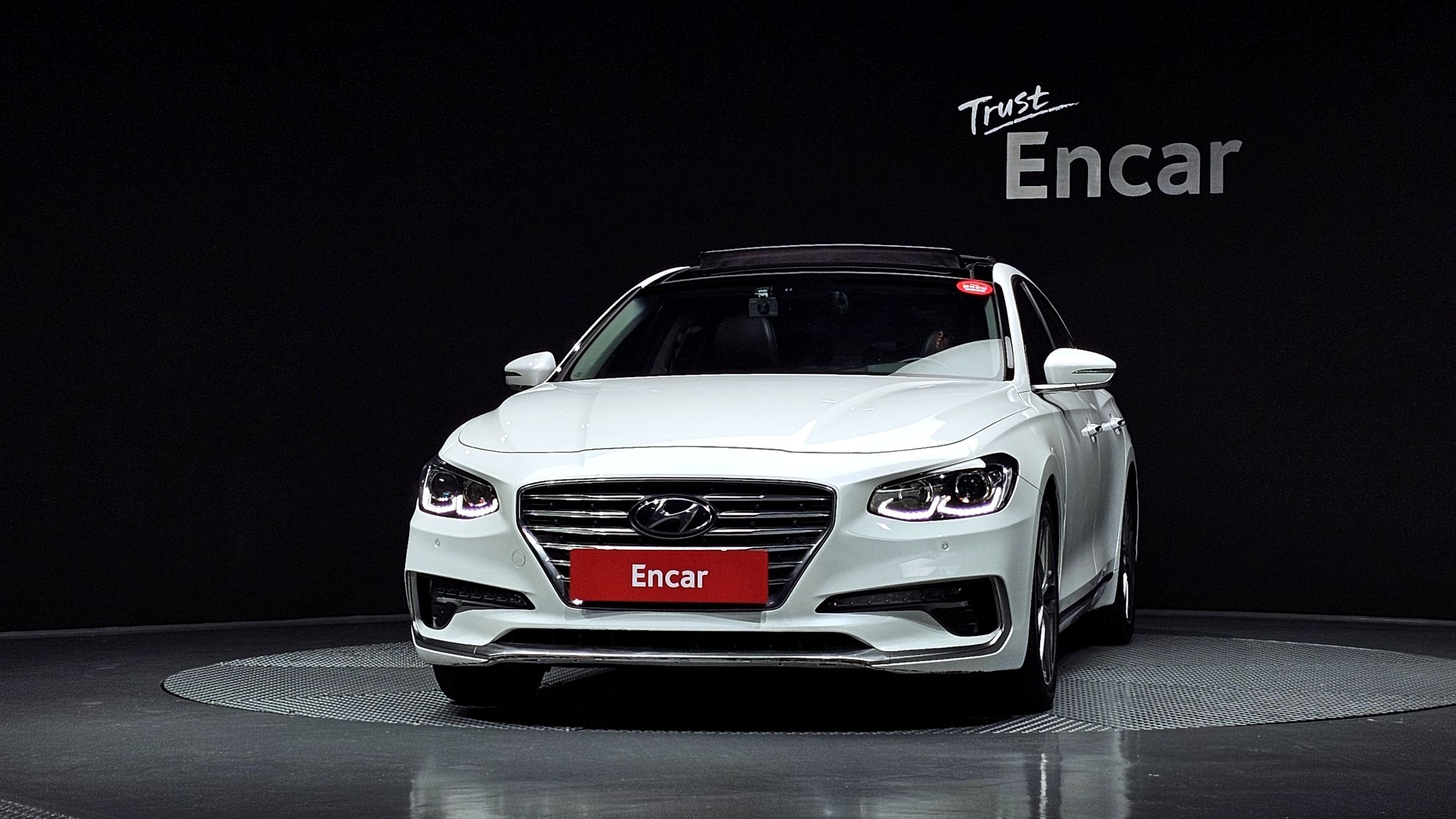 HYUNDAI GRANDEUR IG 2017