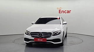 MERCEDES BENZ E-CLASS W213 2020
