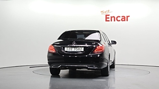 MERCEDES BENZ C-CLASS W205 2017