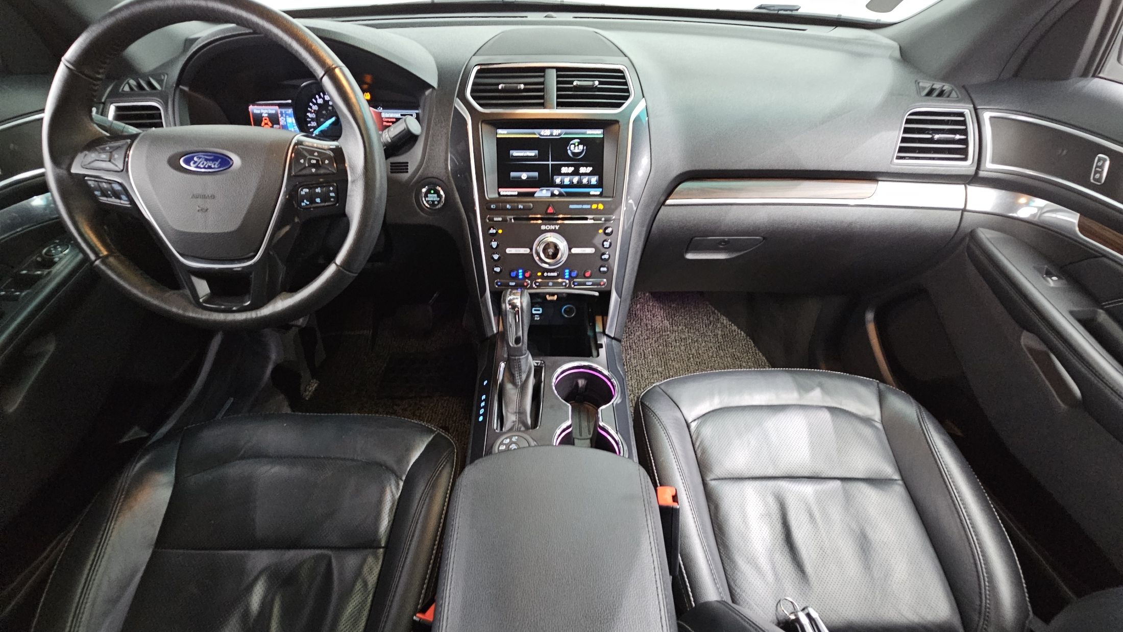 FORD EXPLORER 2015