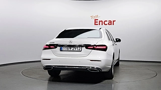 MERCEDES BENZ E-CLASS W213 2022