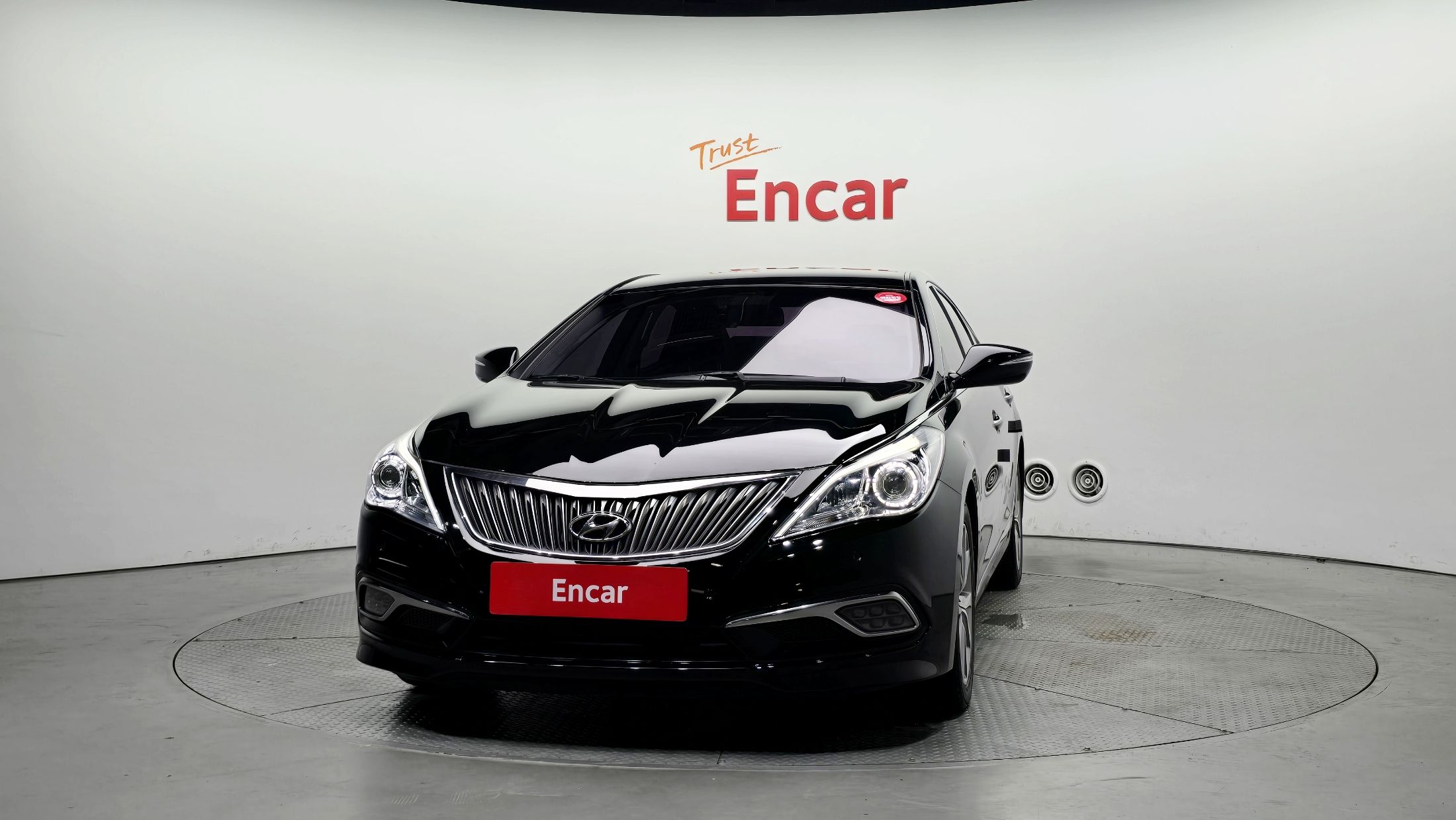 HYUNDAI GRANDEUR HG 2016