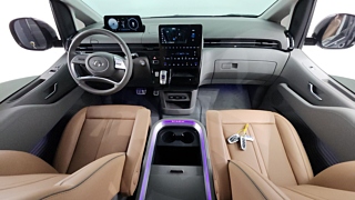 HYUNDAI STARIA 2023