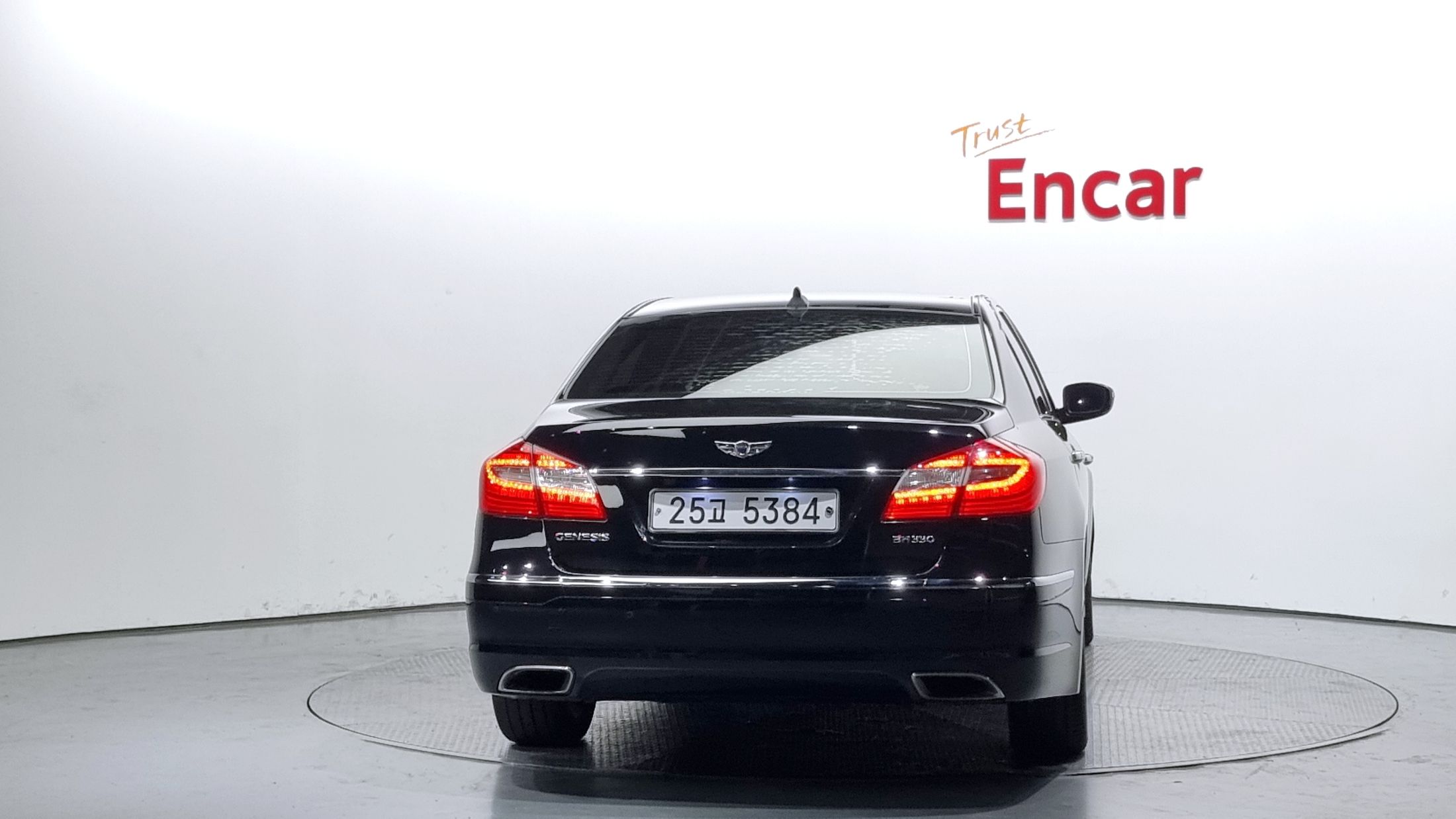 HYUNDAI GENESIS 2012