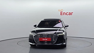 AUDI A8 D5 2021