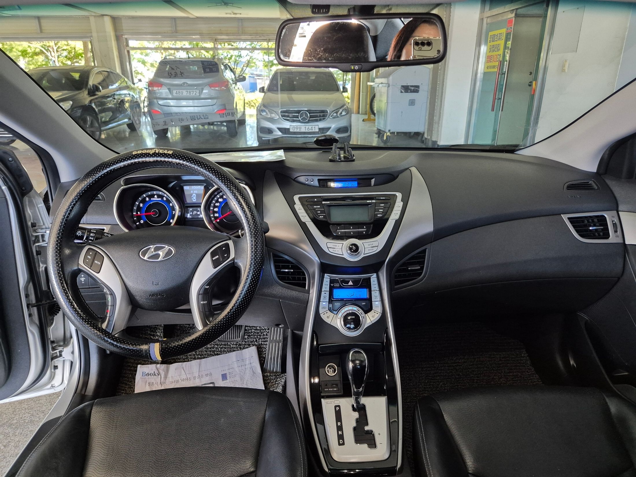 HYUNDAI AVANTE MD 2010