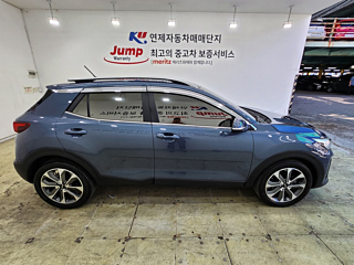 KIA STONIC 2017