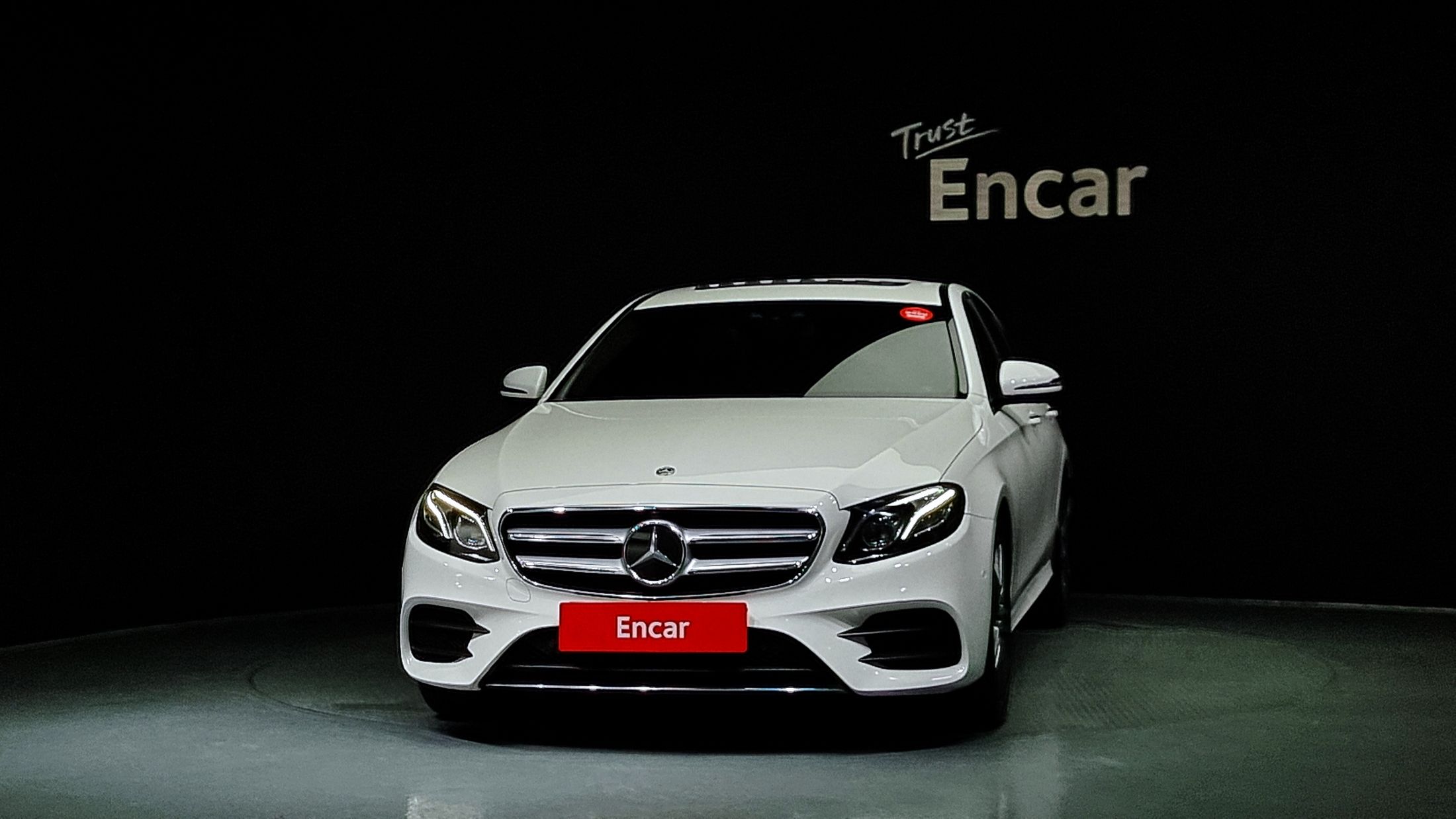 MERCEDES BENZ E-CLASS W213 2020