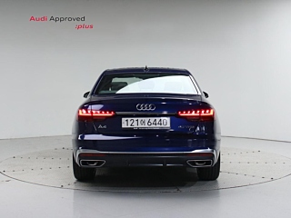 AUDI A4 B9 2023