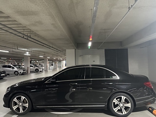 MERCEDES BENZ E-CLASS W213 2017