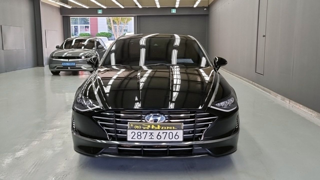 HYUNDAI SONATA DN8 2019