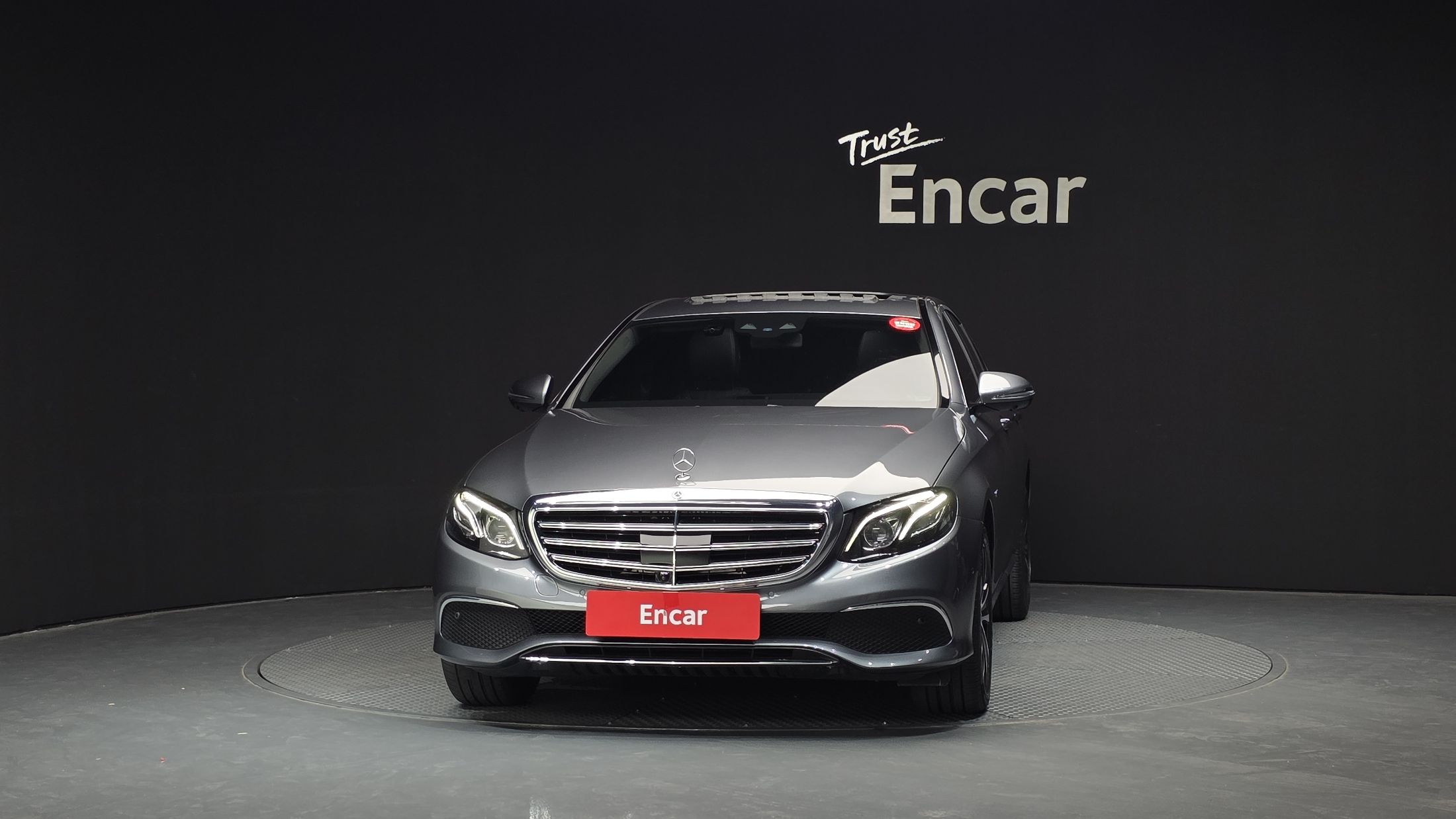 MERCEDES BENZ E-CLASS W213 2020