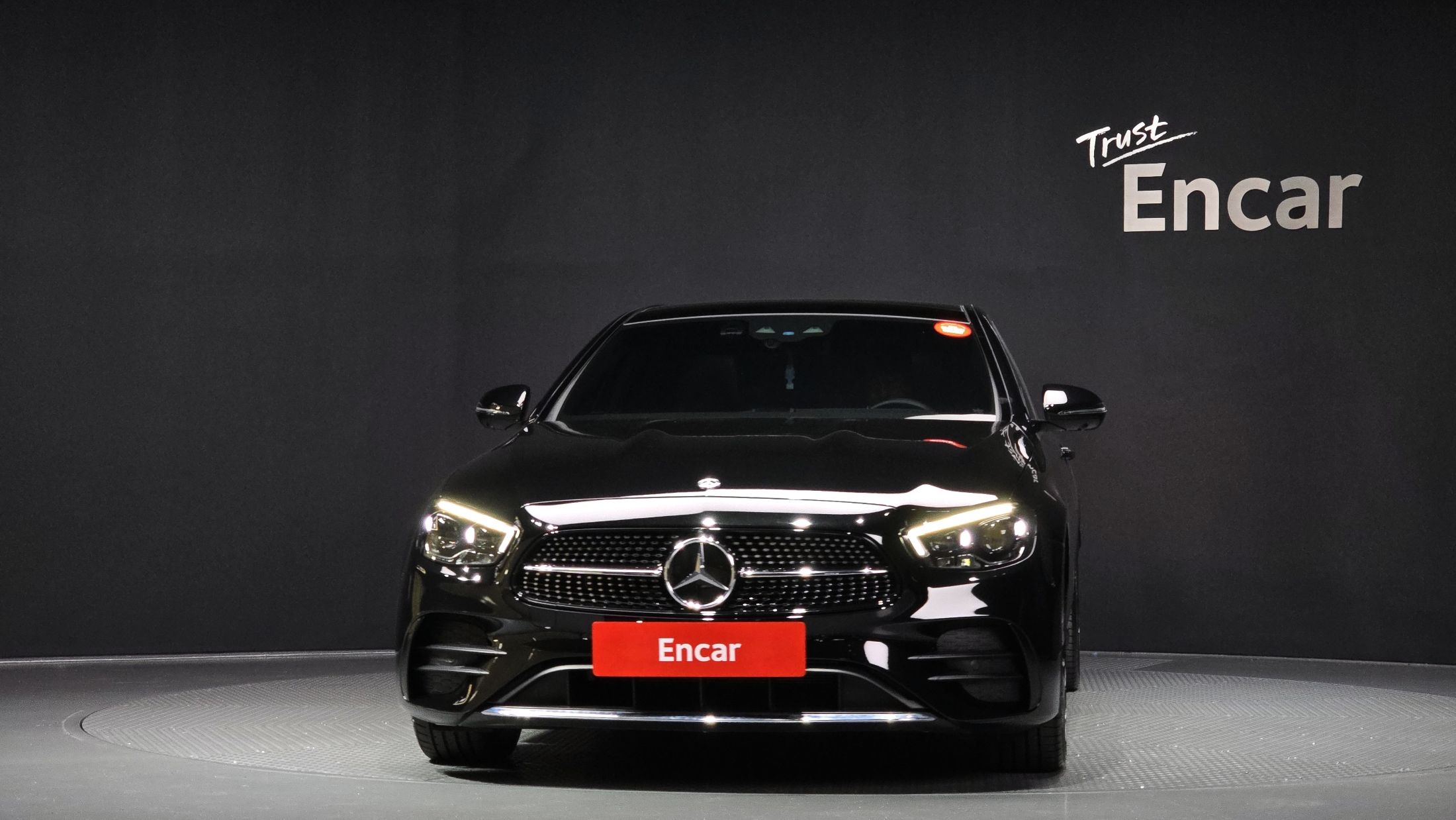 MERCEDES BENZ E-CLASS W213 2020