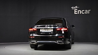 MERCEDES BENZ E-CLASS W213 2020