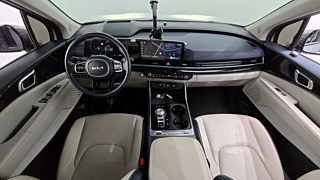 KIA CARNIVAL 2024