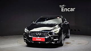 Заказать INFINITI Q30