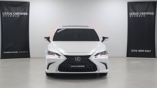 LEXUS ES300H 2024