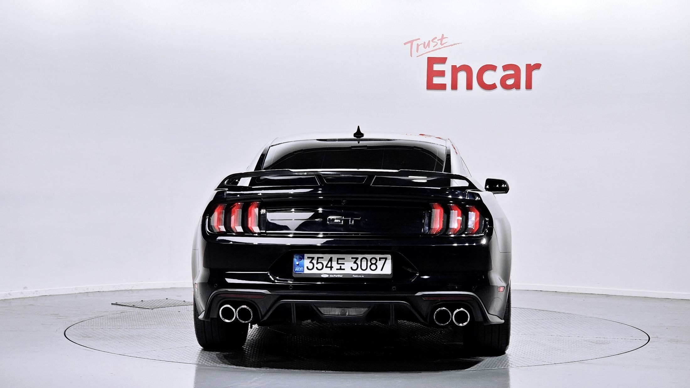 FORD MUSTANG 2021