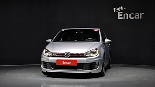 VOLKSWAGEN GOLF 2011