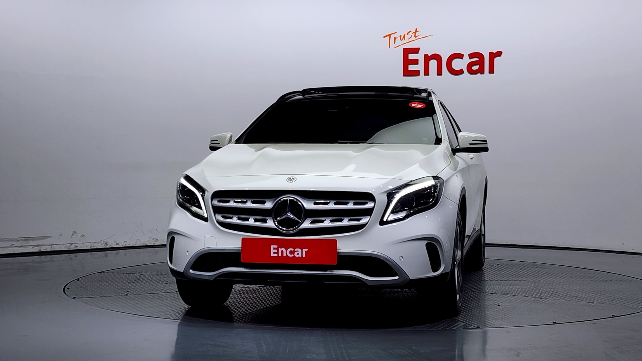 MERCEDES BENZ GLA-CLASS X156 2018