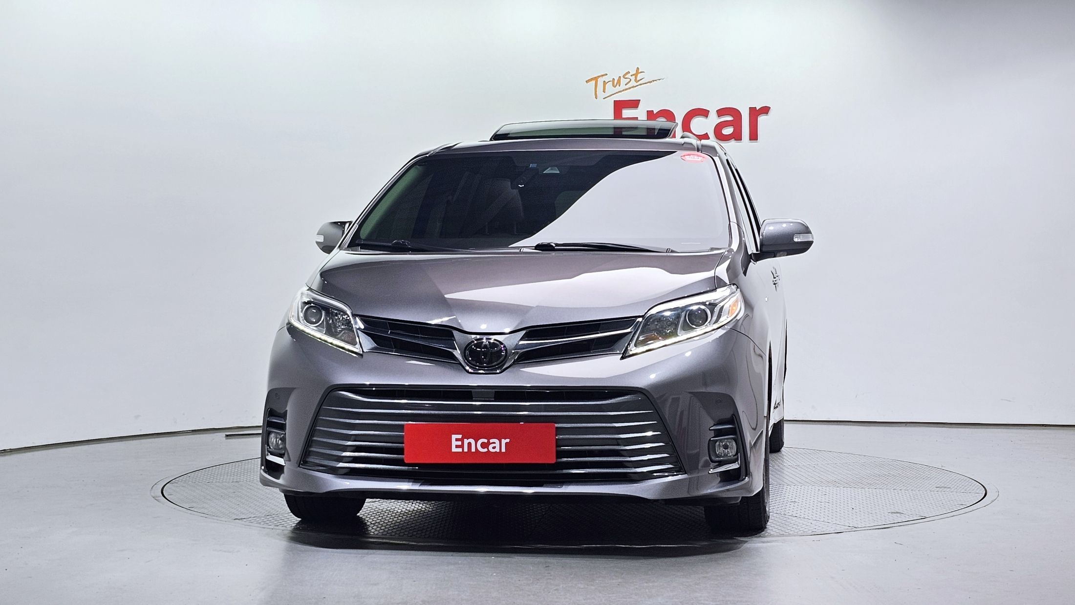TOYOTA SIENNA 2020