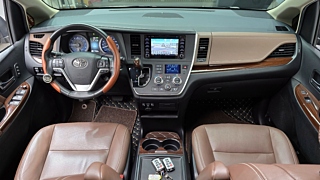TOYOTA SIENNA 2020