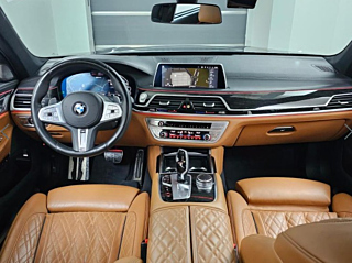 BMW 7-SERIES G11 2020