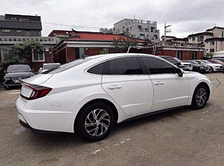 HYUNDAI SONATA HYBRID DN8 2021