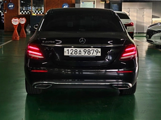MERCEDES BENZ E-CLASS W213 2016