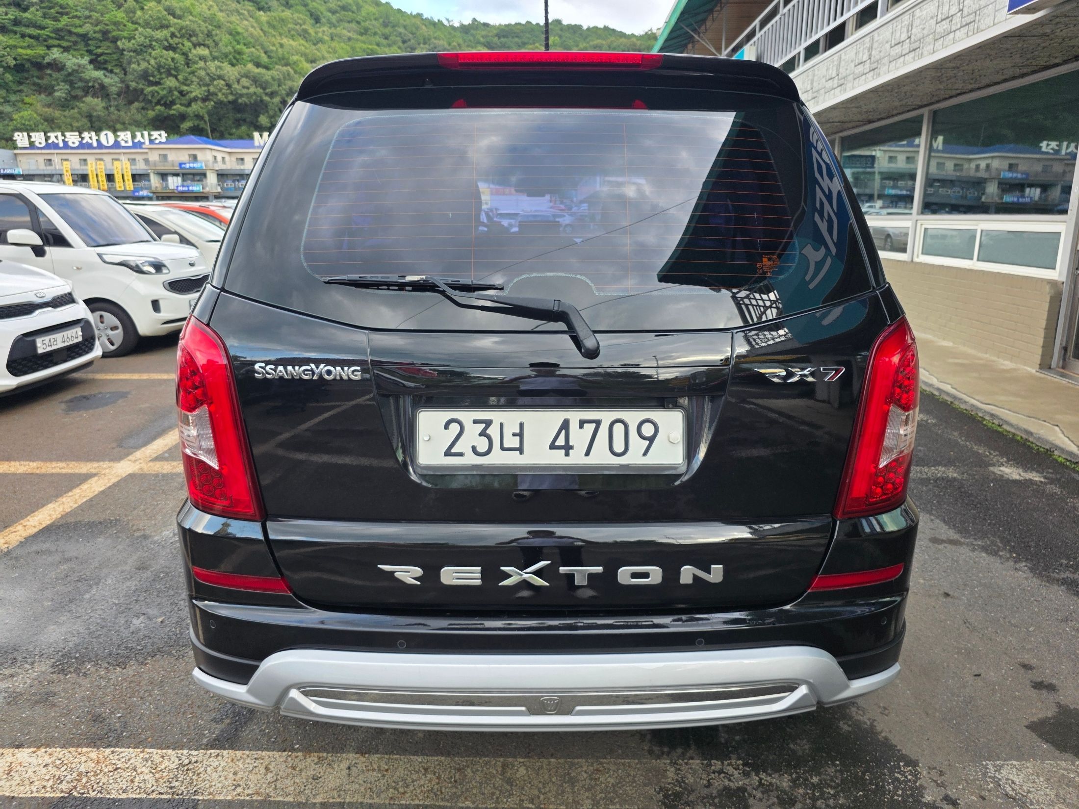SSANGYONG REXTON W 2014