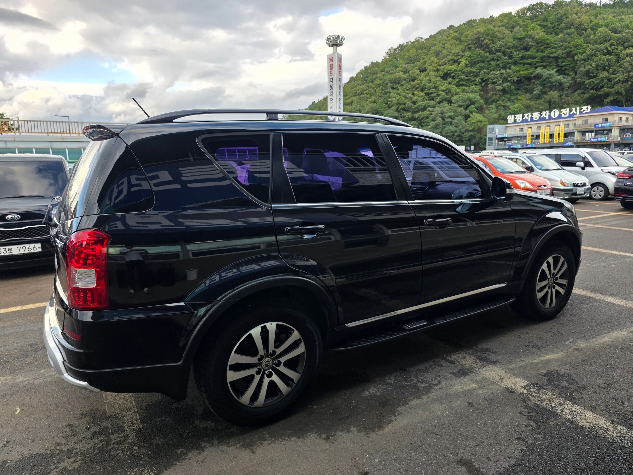 SSANGYONG REXTON W 2014