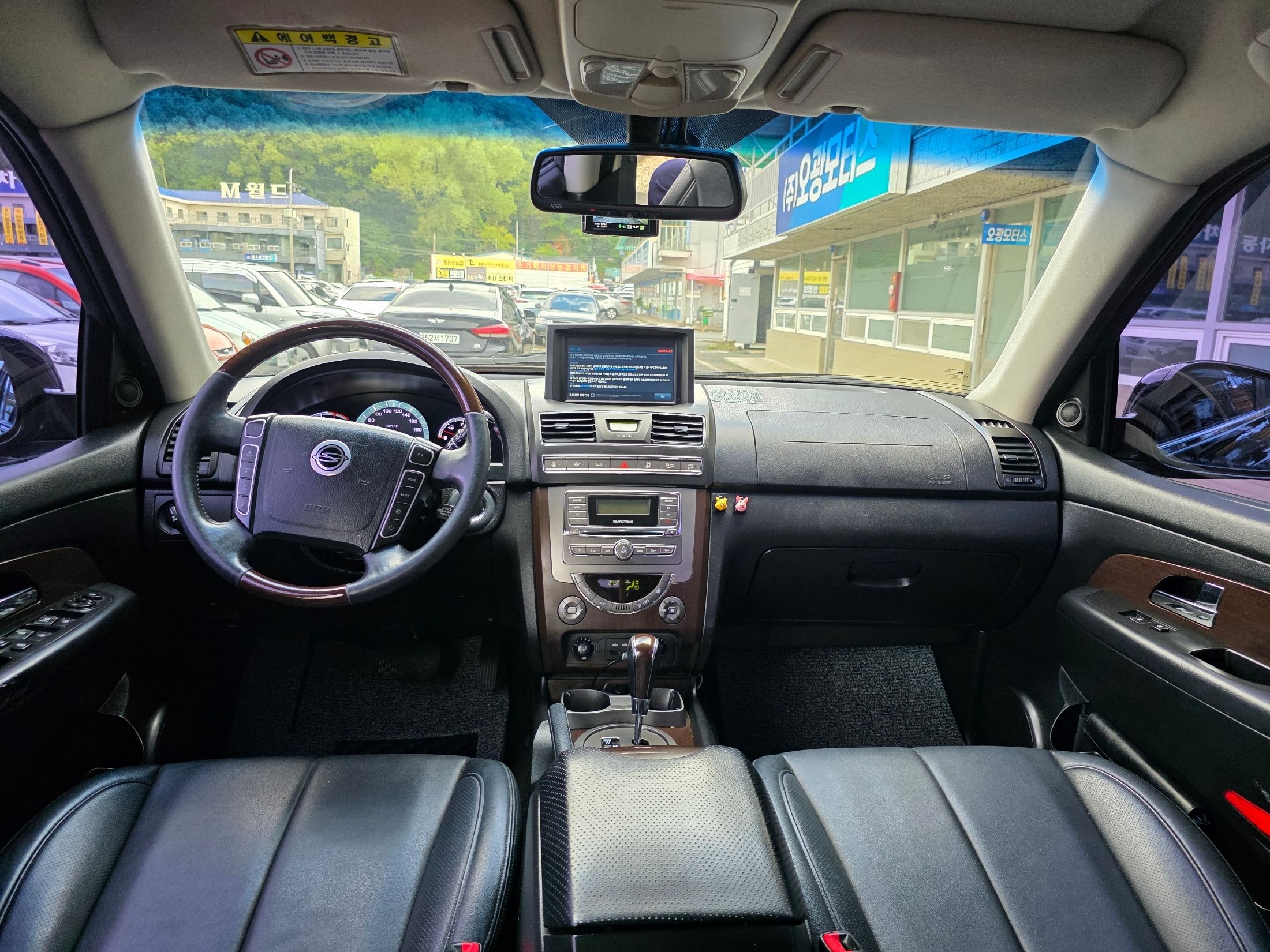 SSANGYONG REXTON W 2014