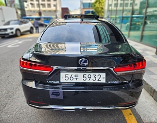 LEXUS LS500H 2018