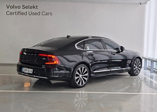 VOLVO S90 2025